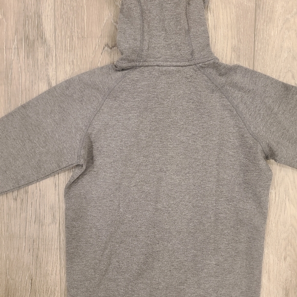 GapFit Kids Sweater - Picture 7 of 7